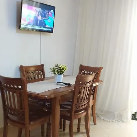 Silent Apartment Golem  Esterno foto